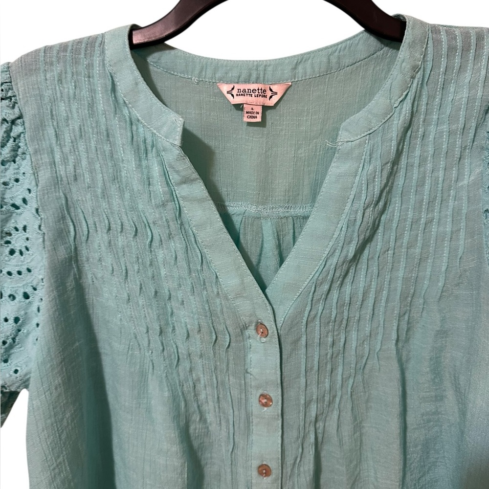 NANETTE LEPORE aqua button front loose fit eyelet puffy short sleeve top sz L - Picture 4 of 6
